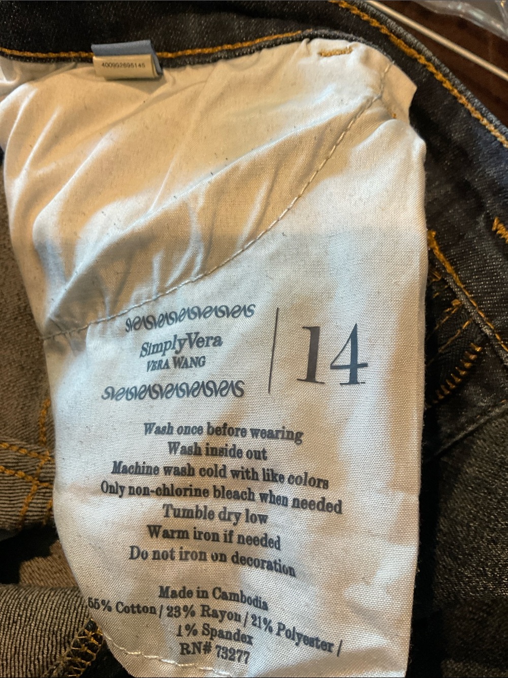 Simply Vera Vera Wang Dark Indigo Skinny Jeans - Picture 3 of 3